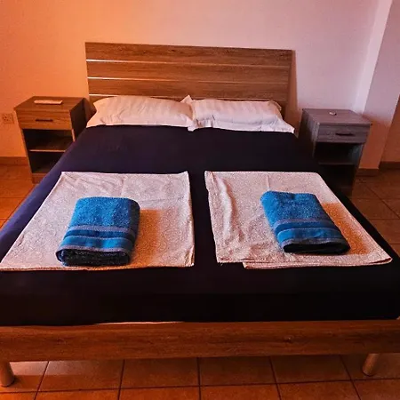 Pergamonto Apartman *