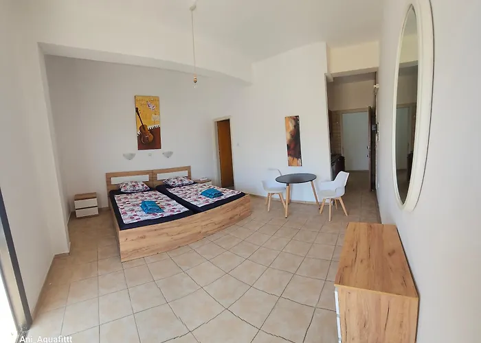 Pergamonto アパート アヤナパ